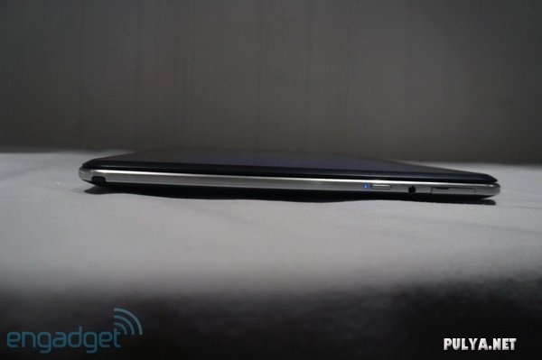 Анонс планшета Samsung ATIV Q. 10 фото.