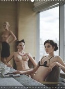 Обнаженные девушки в календаре к Банковскому Саммиту (Март 2014)