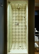 Душевая кабина номера в отеле Soho House New York