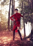 Fashion девушка на природе