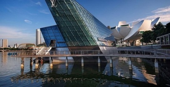 Louis Vuitton Island Maison.
