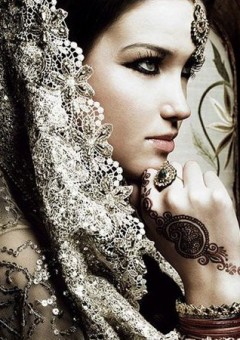 Fashion-фото девушек Индии фотографа Suresh Natarajan. 28 фото.